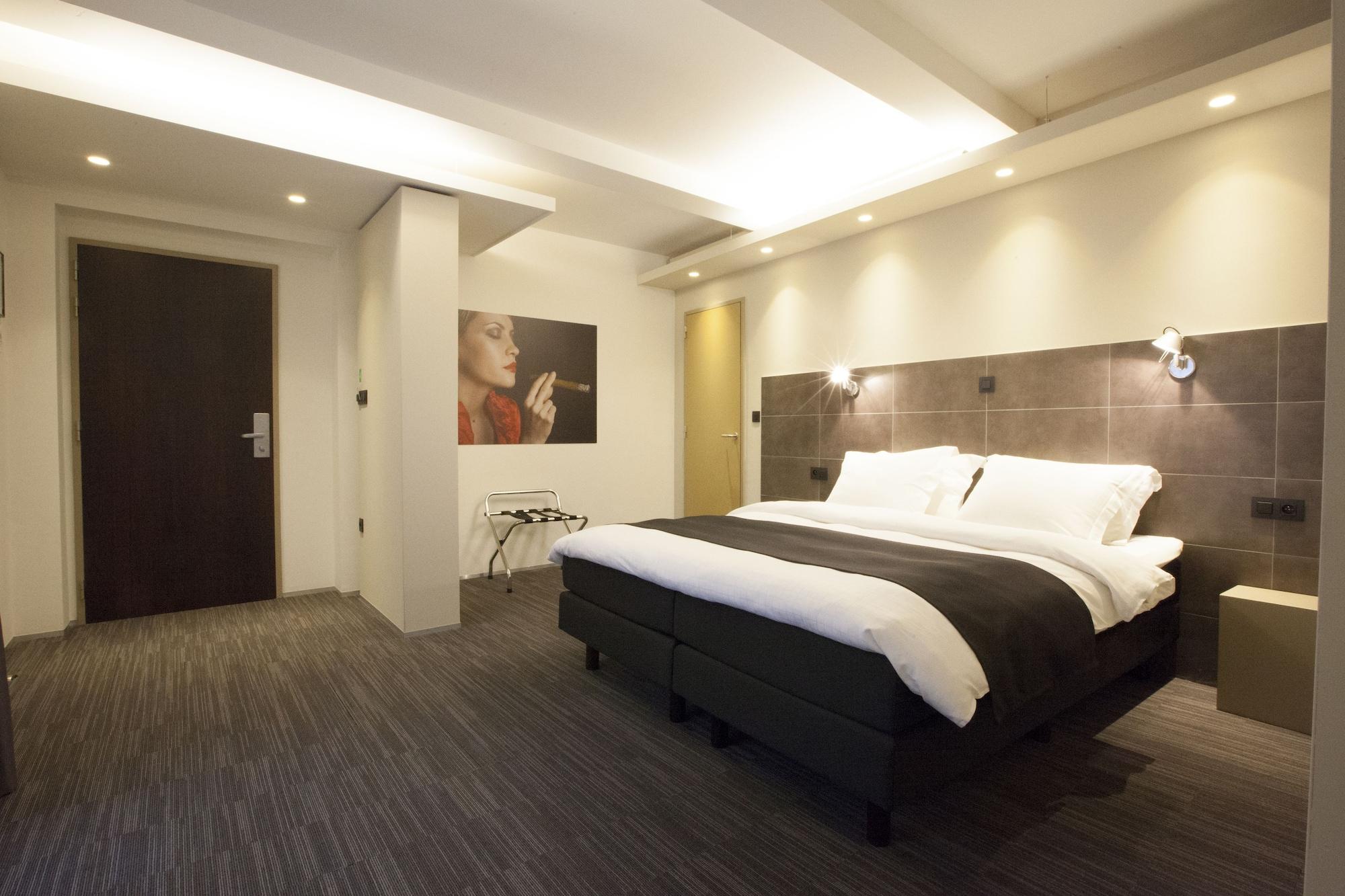 Ve Hotel 4*